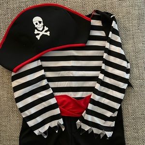 EUC Kids Pirate Costume - Size Small (6-8)